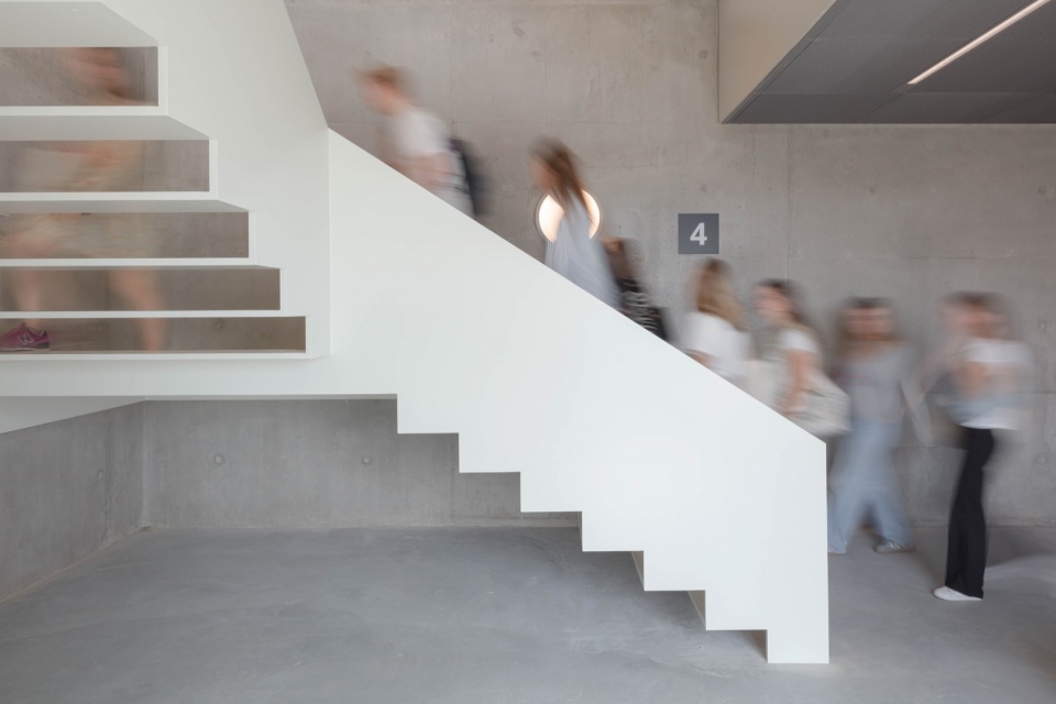 Education Centre University of Groningen by KAAN Architecten