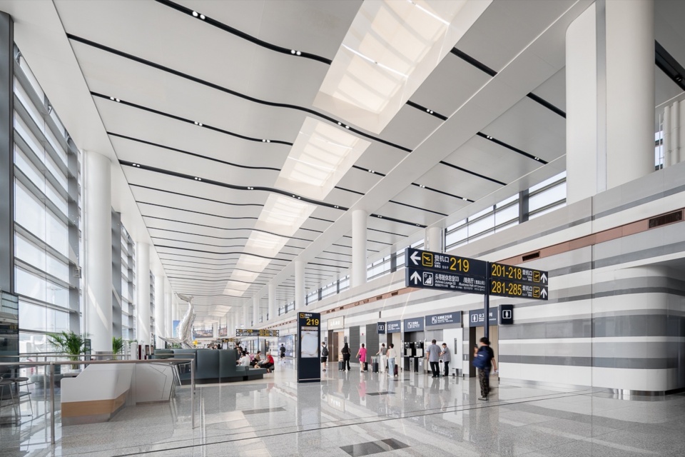 Yantai Penglai International Airport Terminal 2 China by CSWADI Aedas Shanghai New Era Airport Design and Research Institute