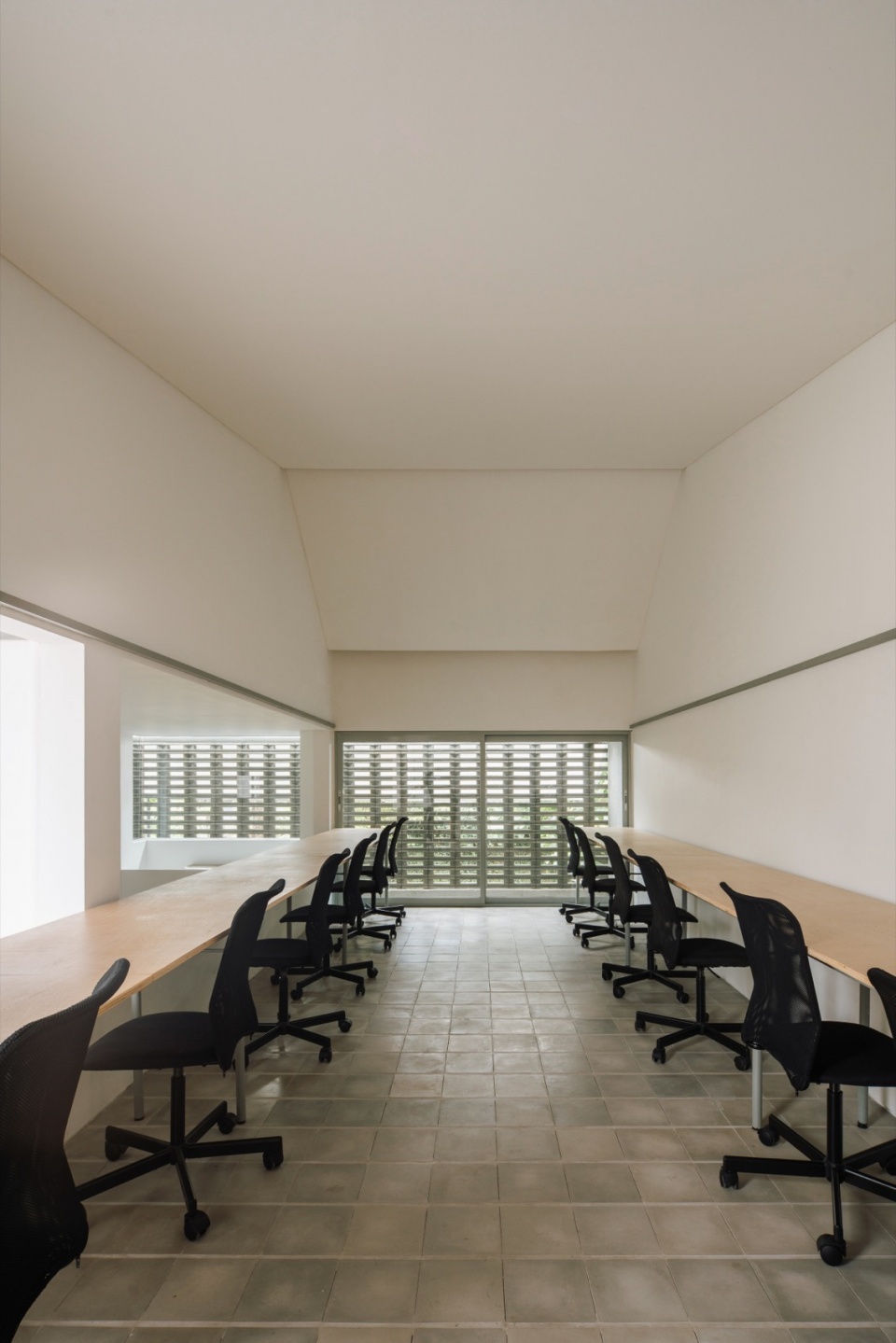 dhanie sal office by dhanie sal