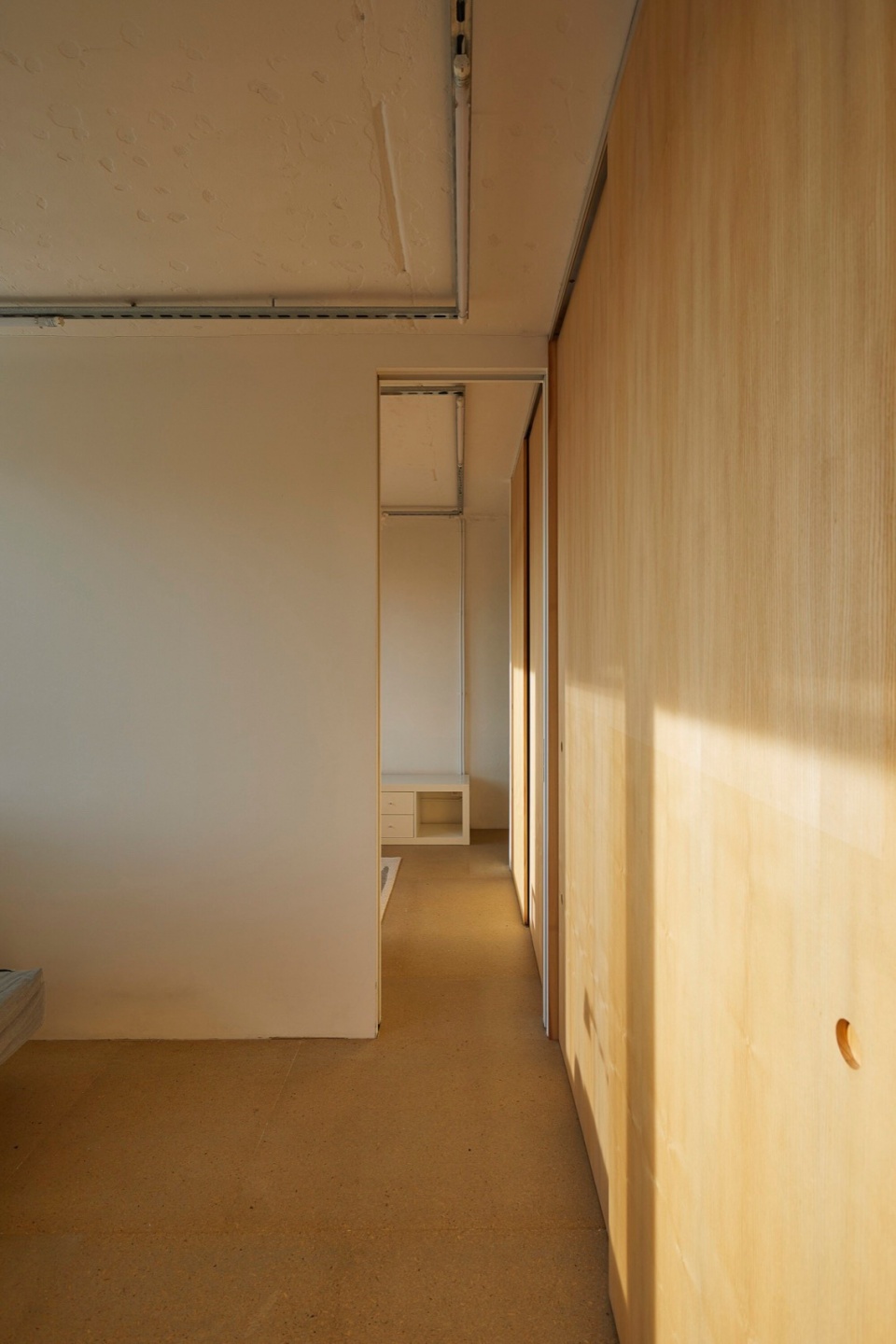 Architects Apartment by RDTH architekti