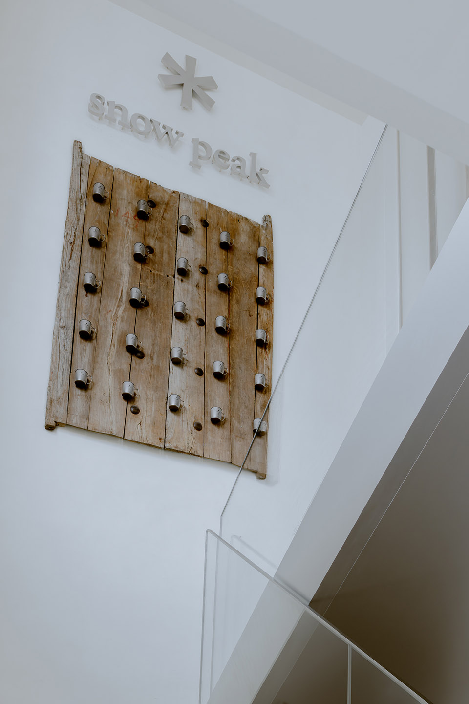 snow peak taikoo li store by kooo architects