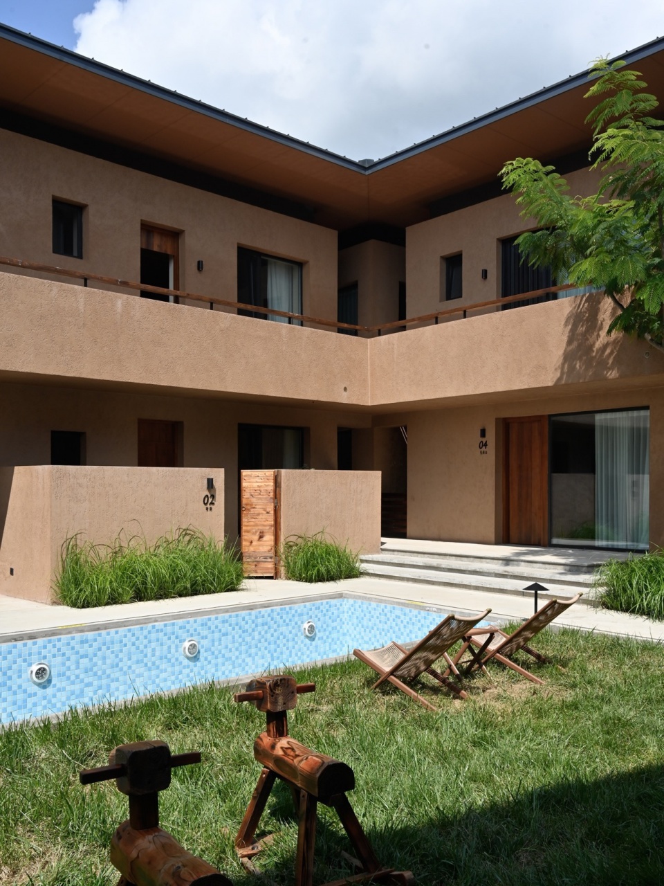 Rareyard Liushigang Homestay