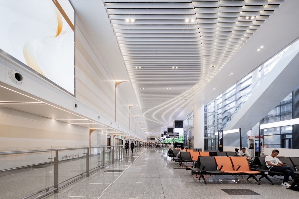 Yantai Penglai International Airport Terminal 2 China by CSWADI Aedas Shanghai New Era Airport Design and Research Institute