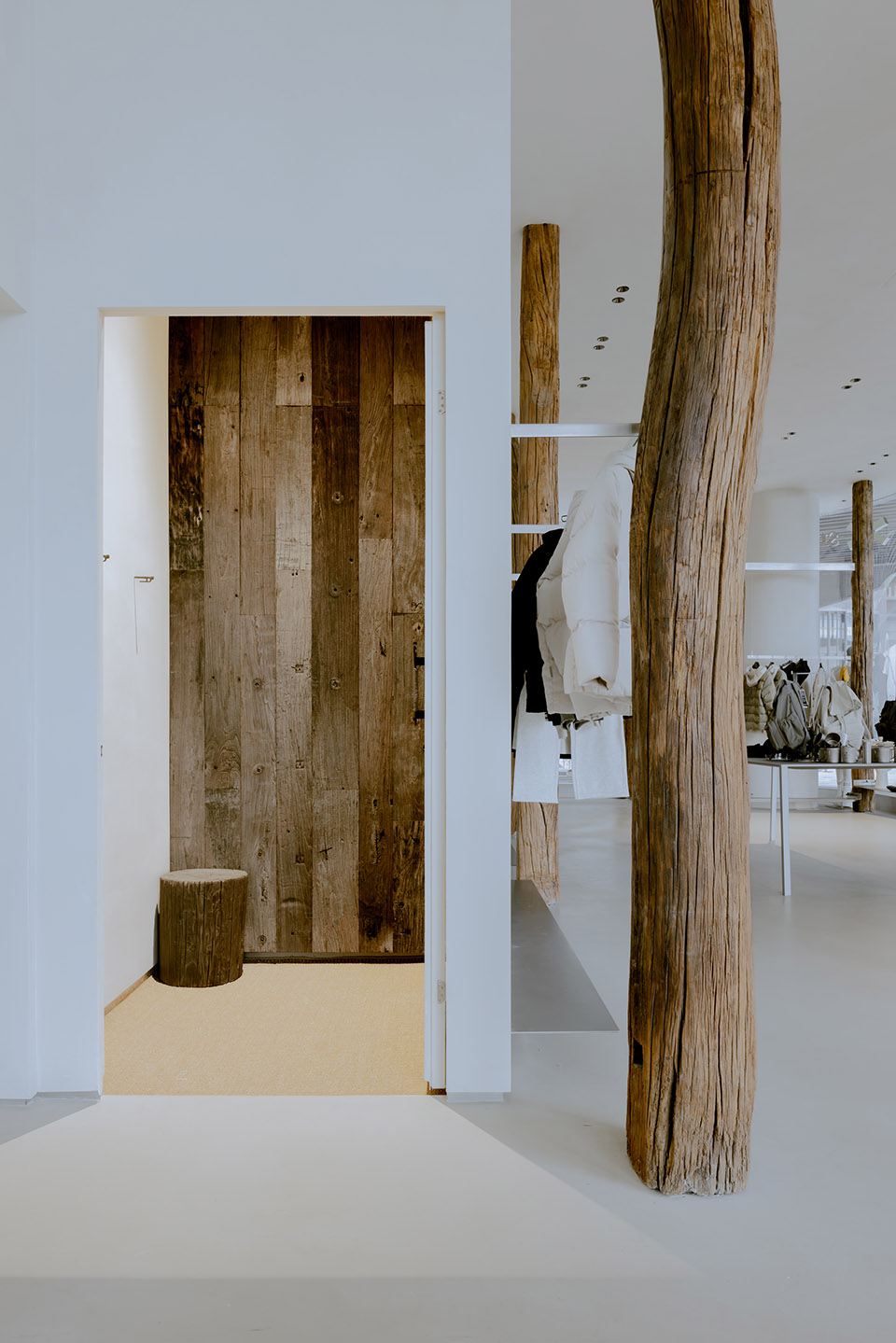 snow peak taikoo li store by kooo architects