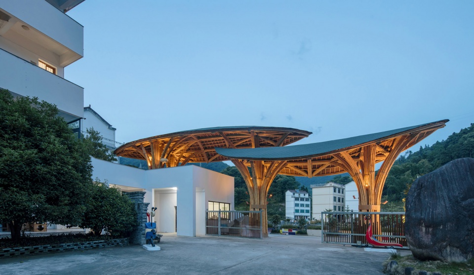 jinyun zhangcun primary school gate ren