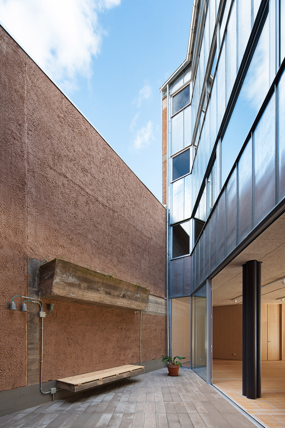 carbajosa de la sagrada cultural center by gabriel gallegos borges