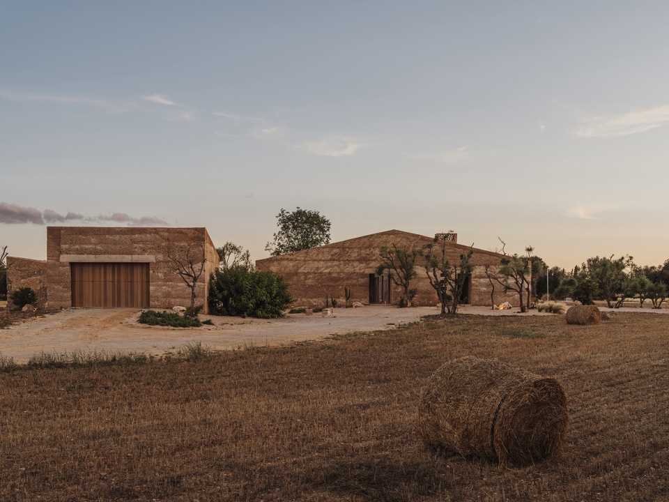 ca na pau by munarq architects