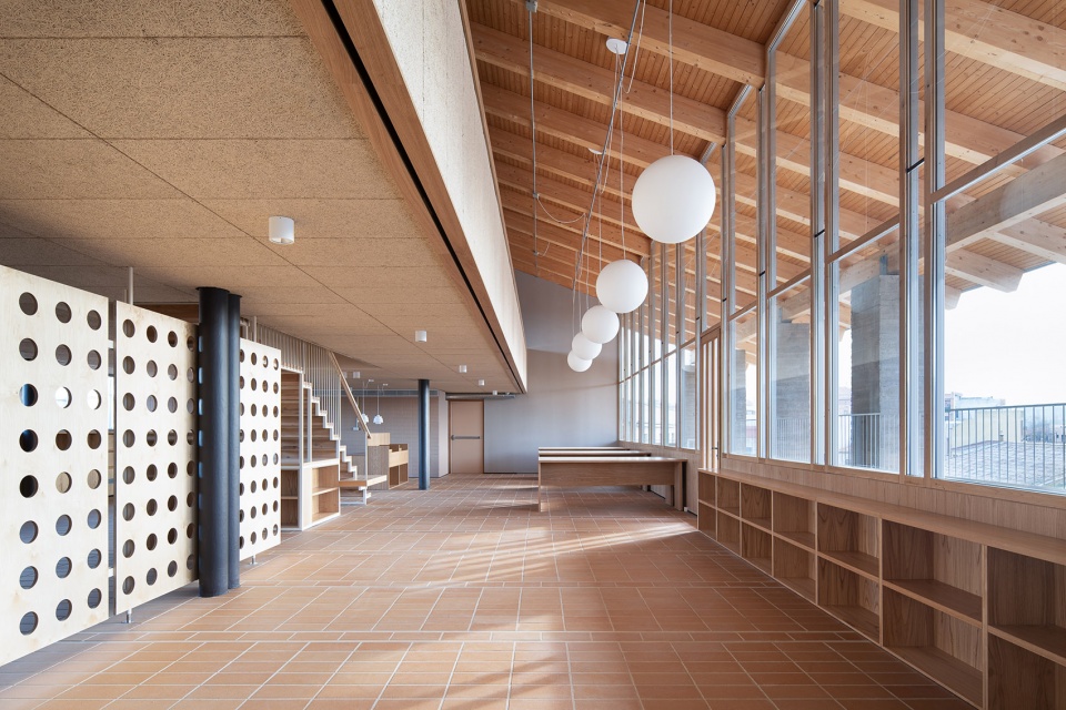 carbajosa de la sagrada cultural center by gabriel gallegos borges