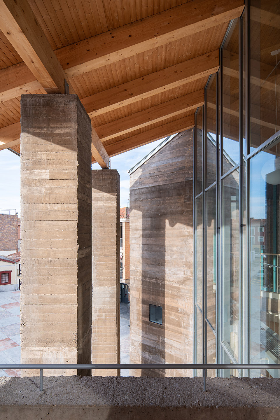 carbajosa de la sagrada cultural center by gabriel gallegos borges