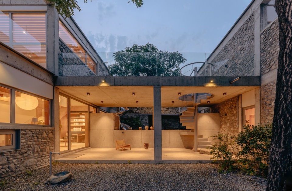 House of Bluff Beijing by chaoffice