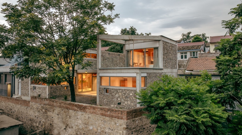 House of Bluff Beijing by chaoffice