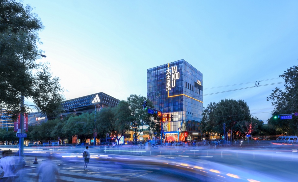 Picturesque Landscape Comprehensive Environmental Renewal Design of Sanlitun Road in Beijing by DIMU Design CAFA A Urban Art Innovation C...