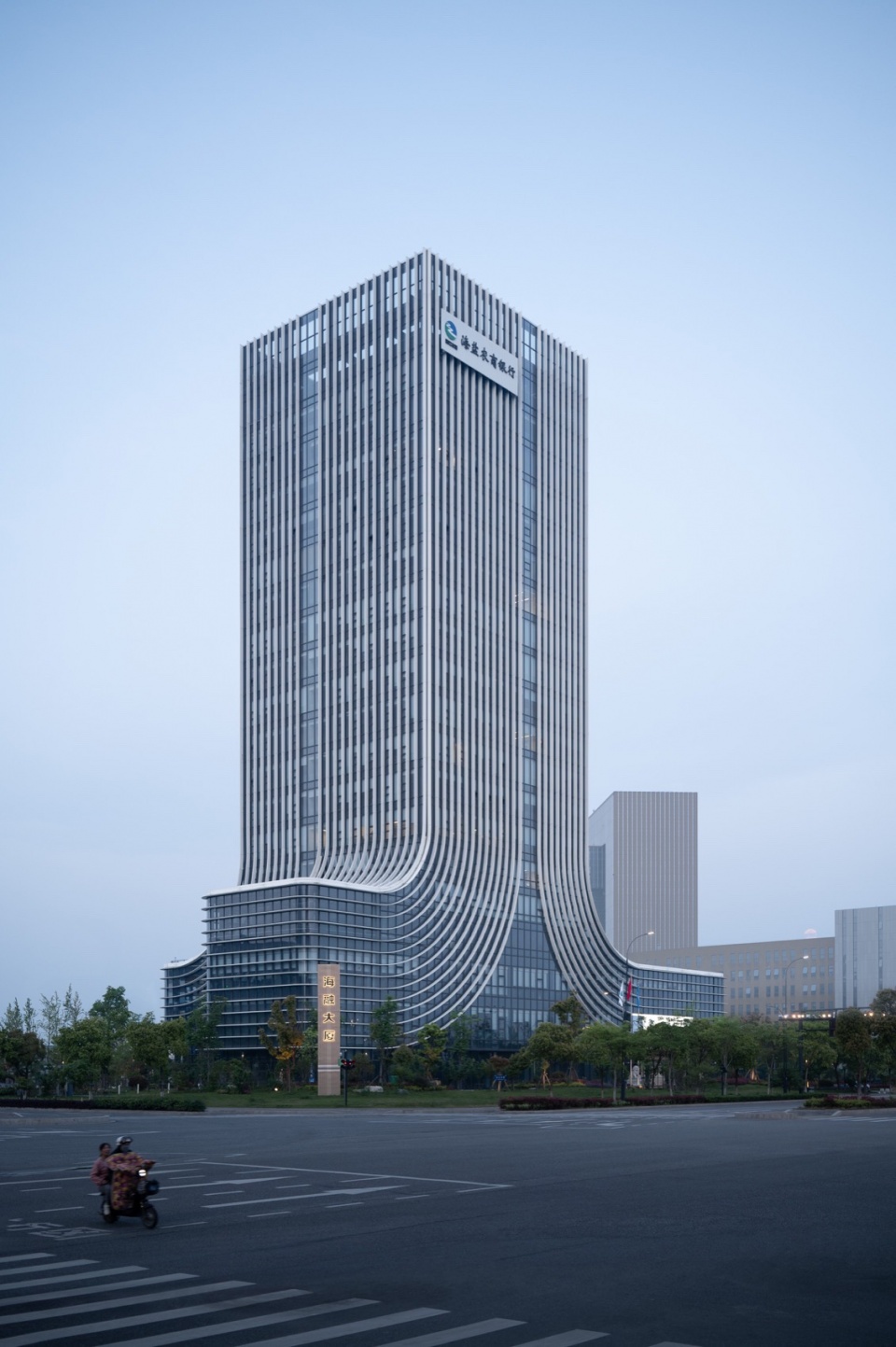 New City Portal 新城门户©柯剑波