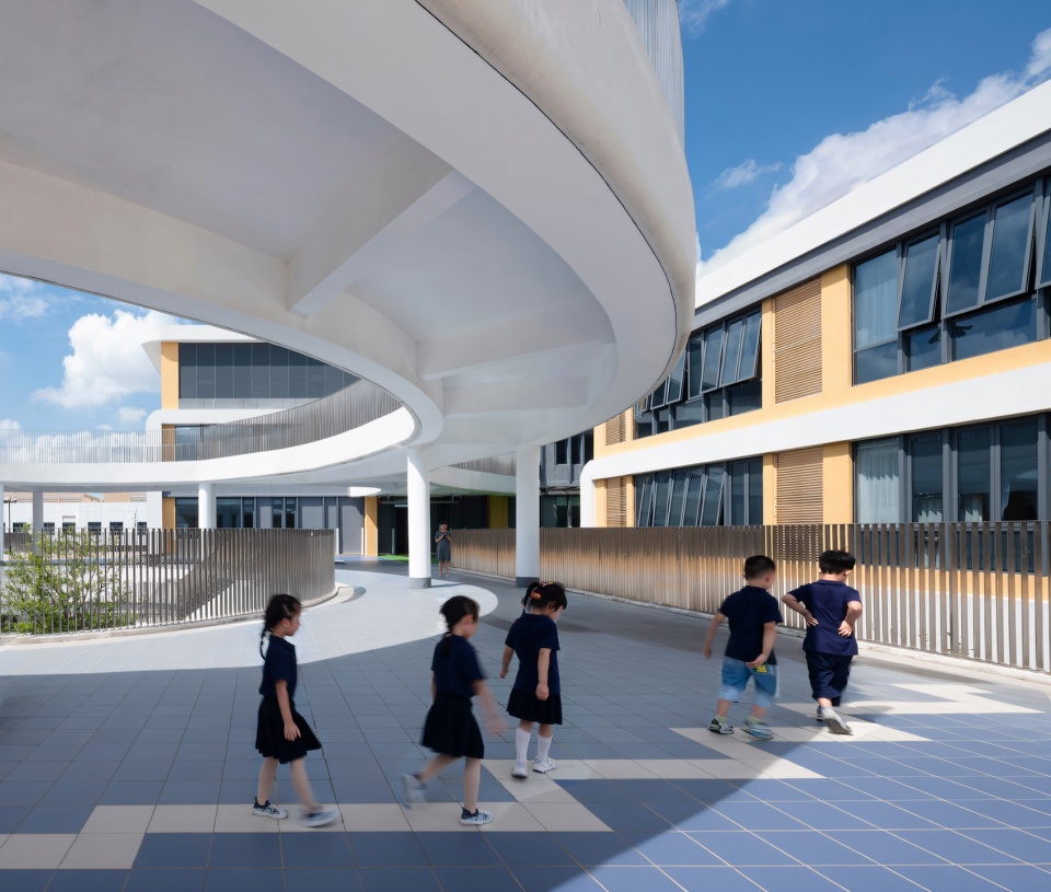 渗透全校园的活动空间2© 张坤 ingyuan kindergarten