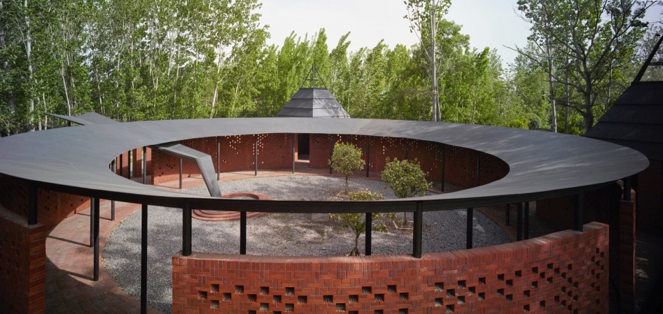 Yunzhai Community Center China by SUP Atelier of THAD