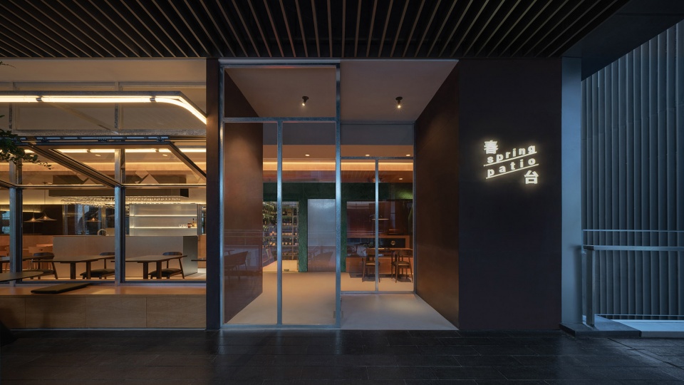 spring patio bistro by studio 10
