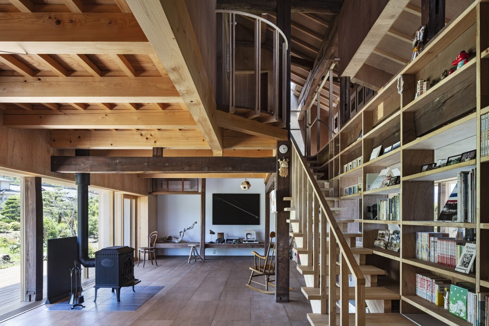 a 101 years house by 1110 office of architecture