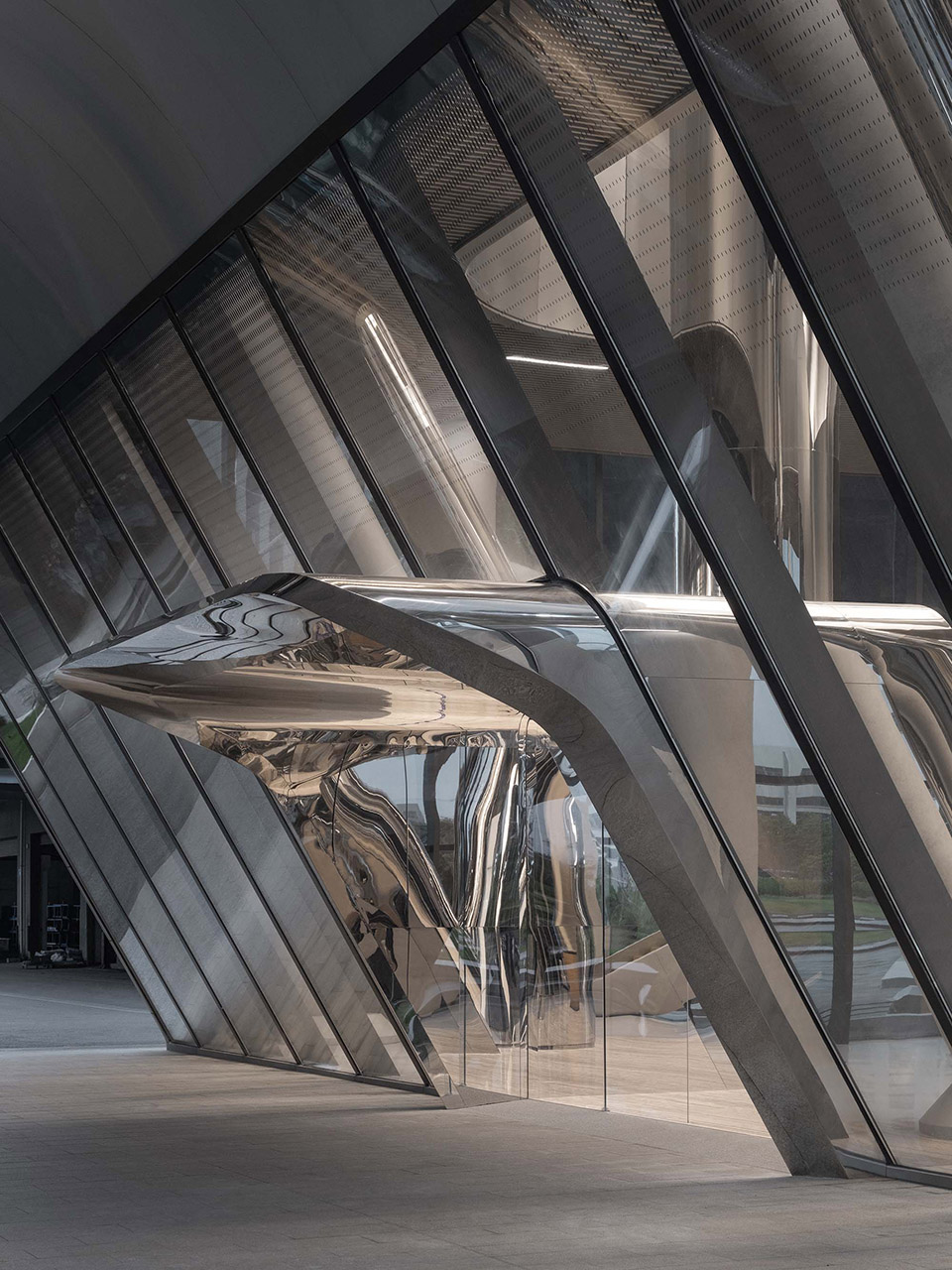 higolds interstellar headquarters by pininfarina architecture