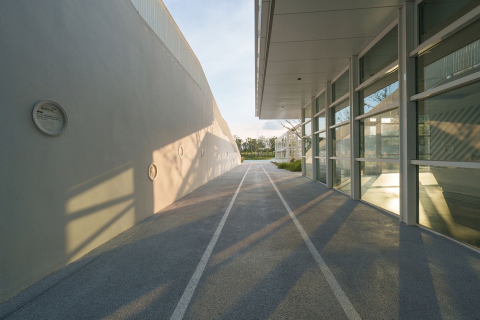 jiading new city of shanghai experimental school by da