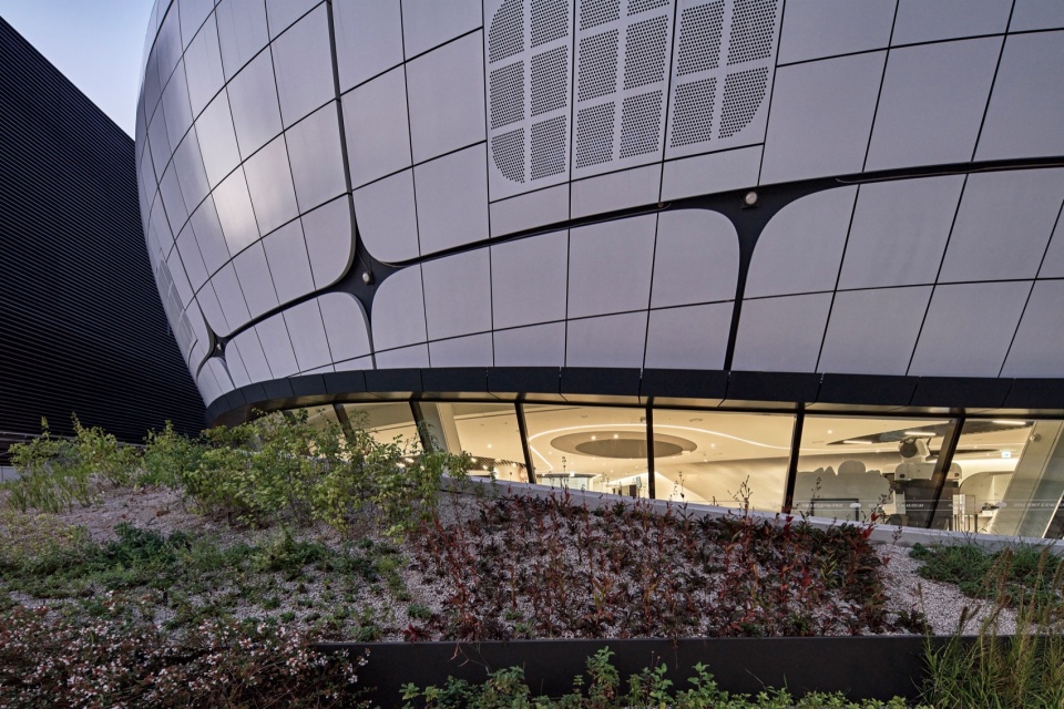 Seoul Robot AI Museum by Melike Altinisik Architects