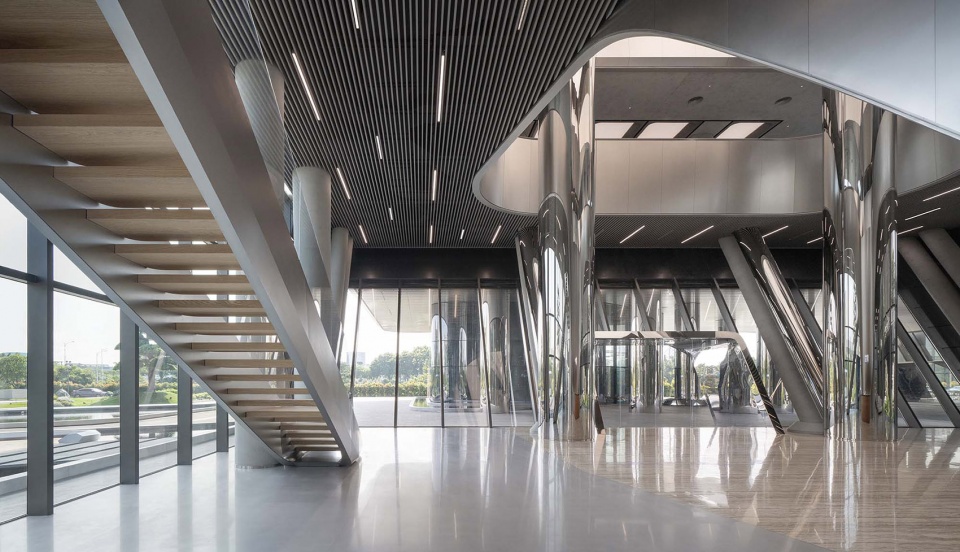 higolds interstellar headquarters by pininfarina architecture