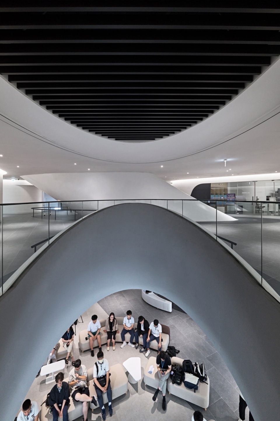 Seoul Robot AI Museum by Melike Altinisik Architects