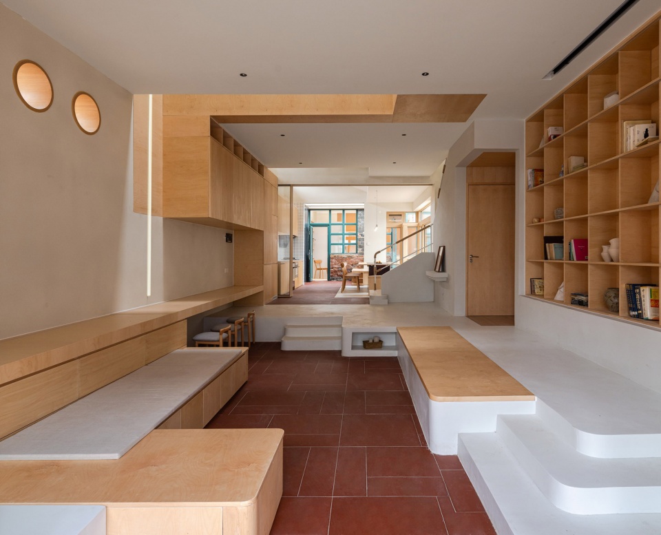 warm studio home by ao silent studio