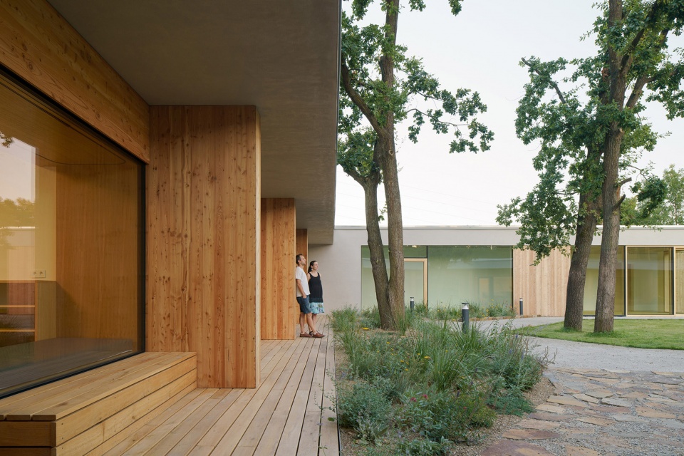 childrens hospice house for julia by ctyrsten