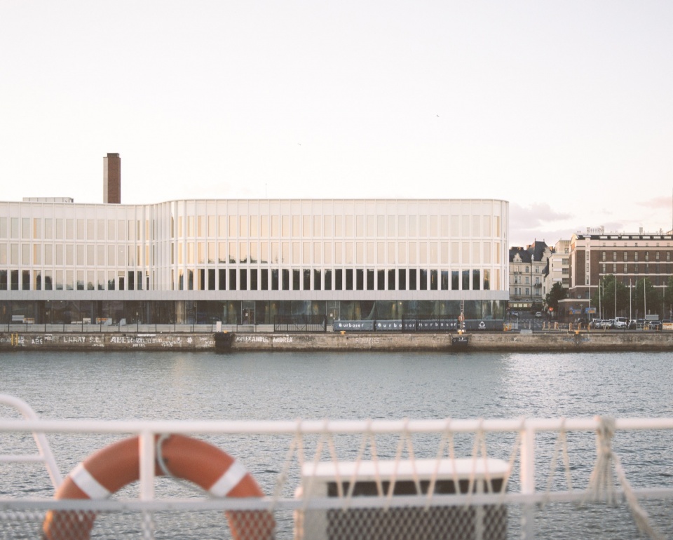 katajanokan laituri by anttinen oiva architects