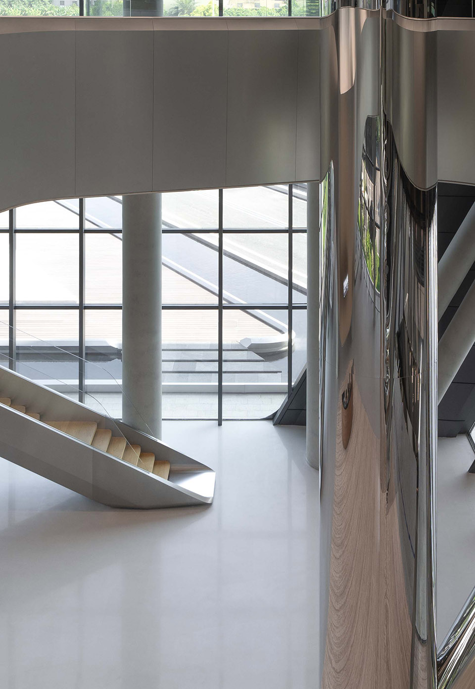 higolds interstellar headquarters by pininfarina architecture