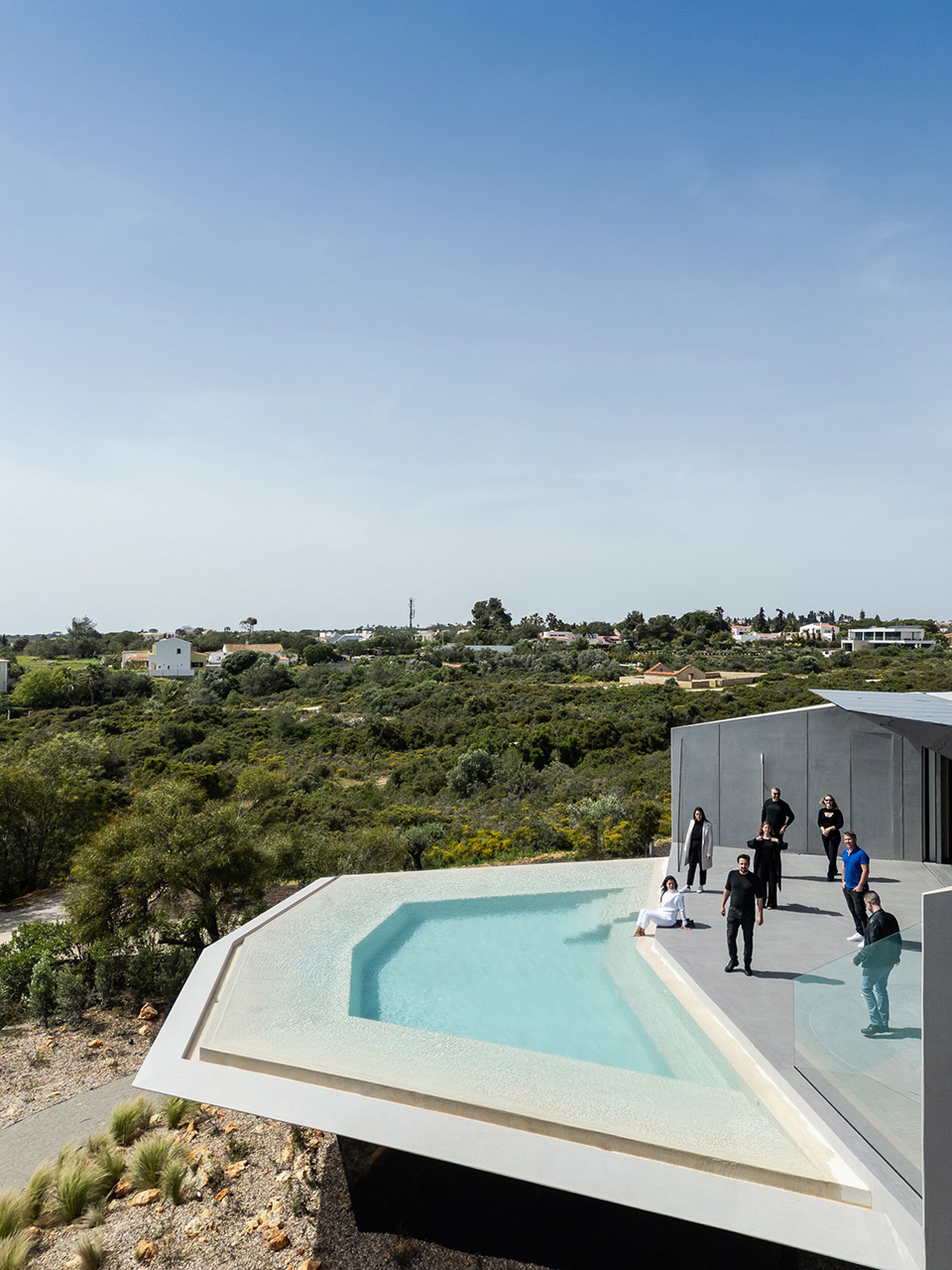 sky base one by bespoke architects
