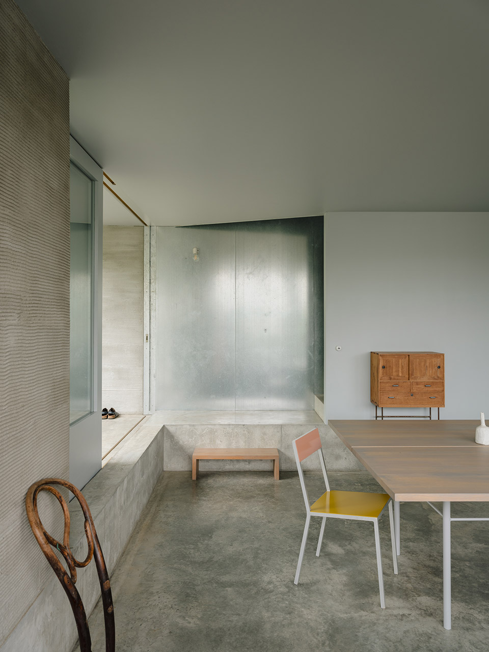 red hill house studio by zuzananicholas