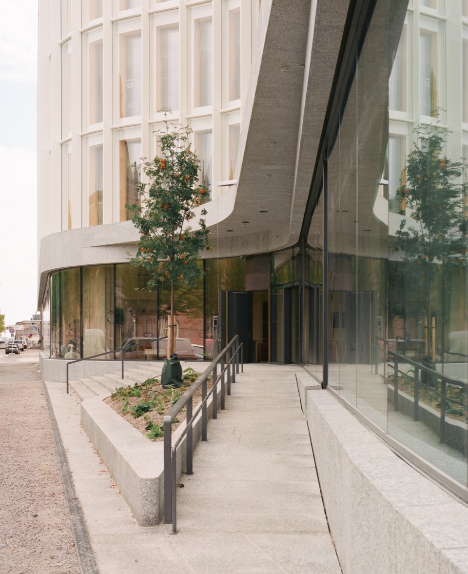 katajanokan laituri by anttinen oiva architects