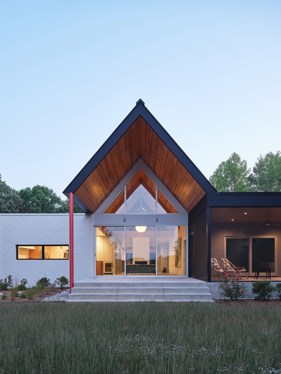 The Dogtrot House by Studio Becker Xu