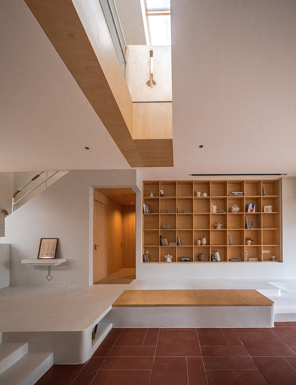 warm studio home by ao silent studio