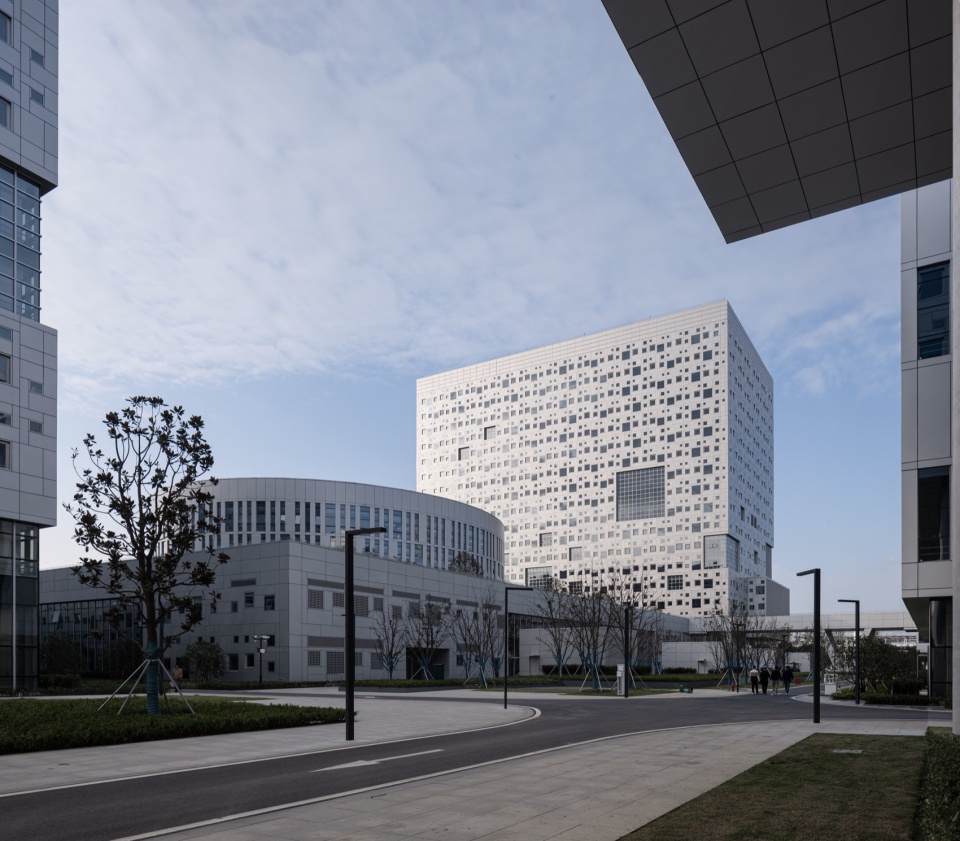 Suzhou SND “Taihu Cloud Valley” Digital Industrial Park