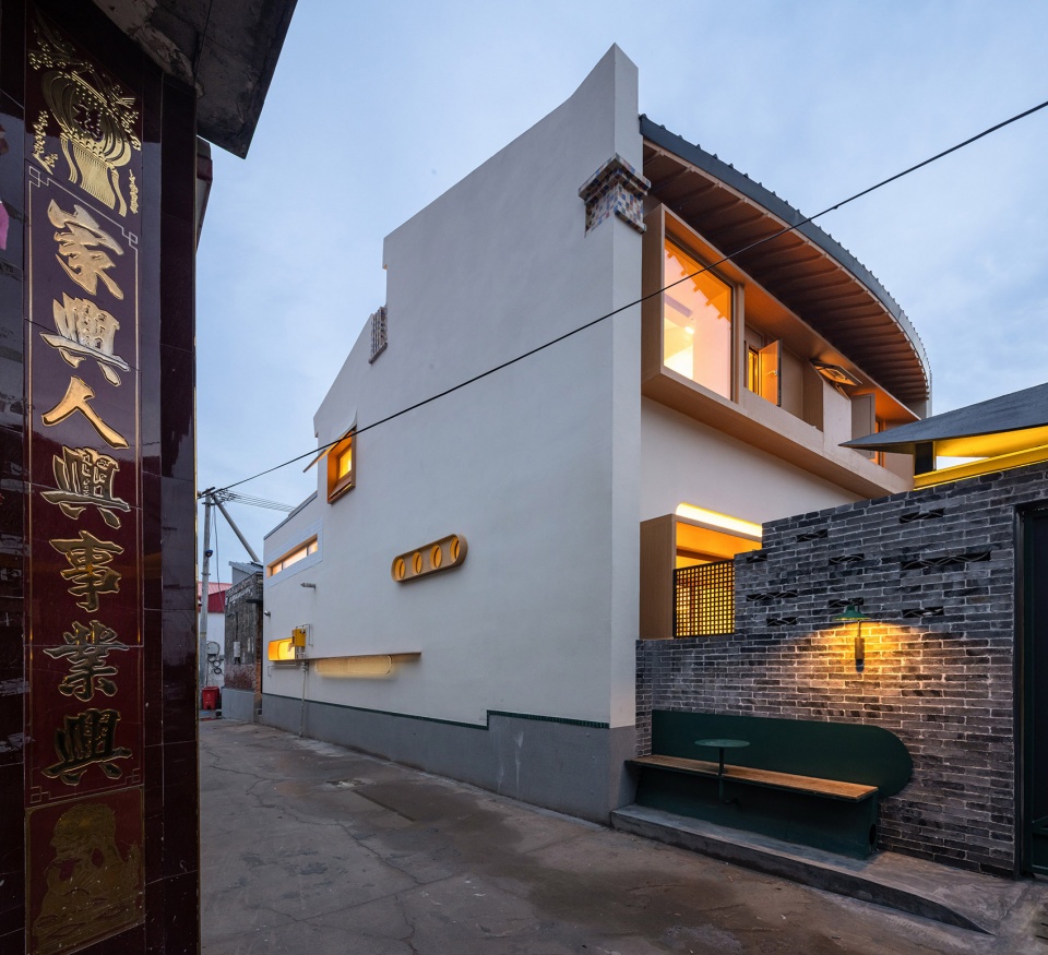 warm studio home by ao silent studio