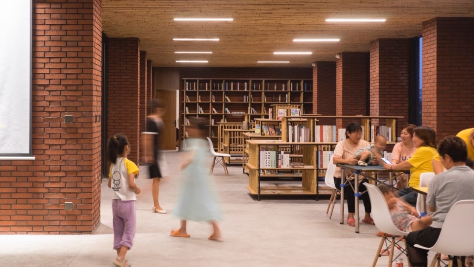 Yunzhai Community Center China by SUP Atelier of THAD