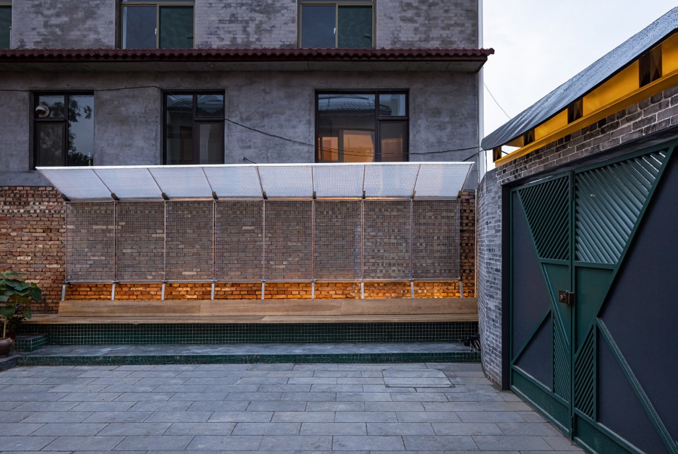 warm studio home by ao silent studio