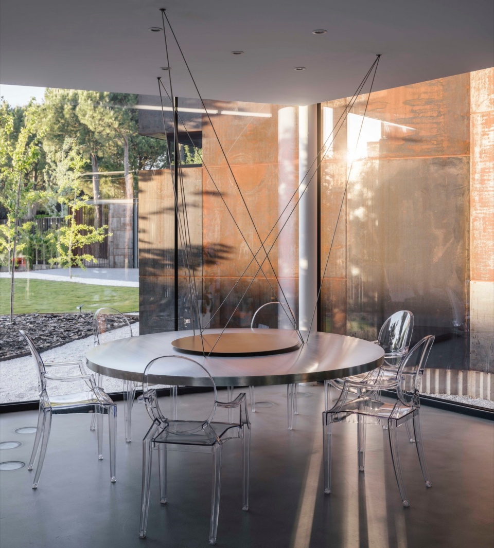 La Casa que se Bifurca by Voluar Arquitectura