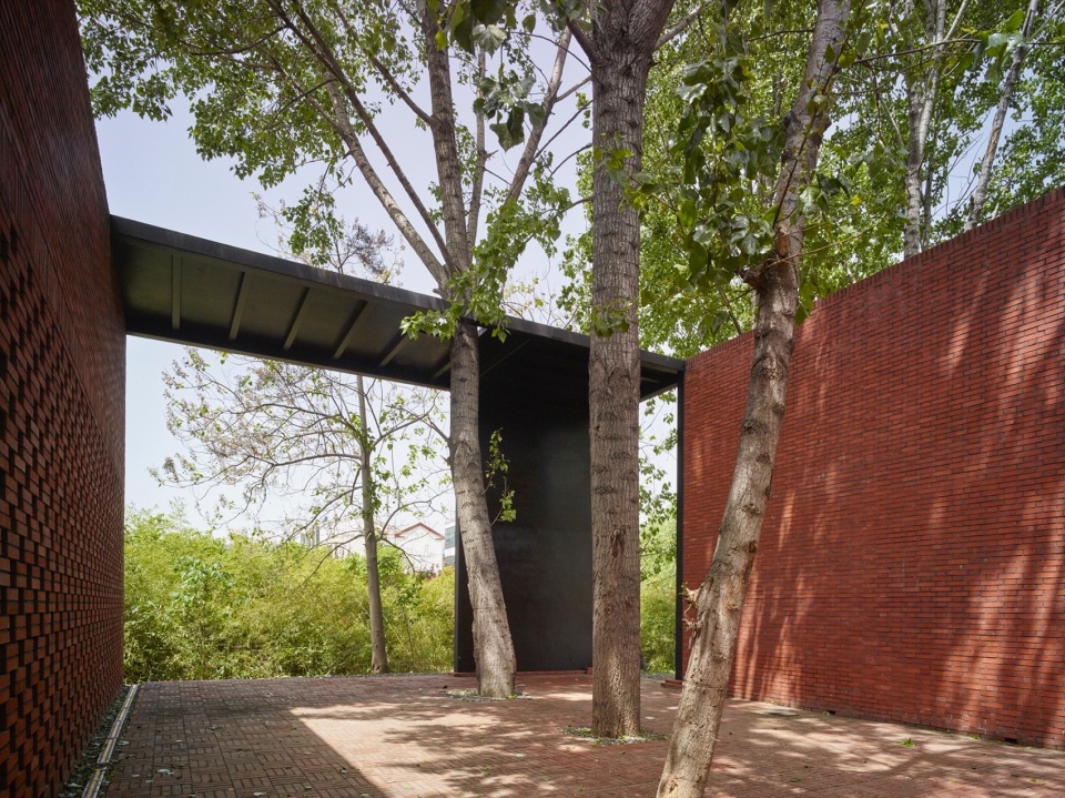 Yunzhai Community Center China by SUP Atelier of THAD
