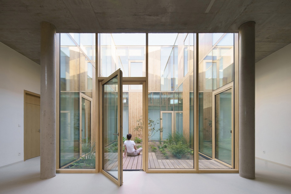 childrens hospice house for julia by ctyrsten