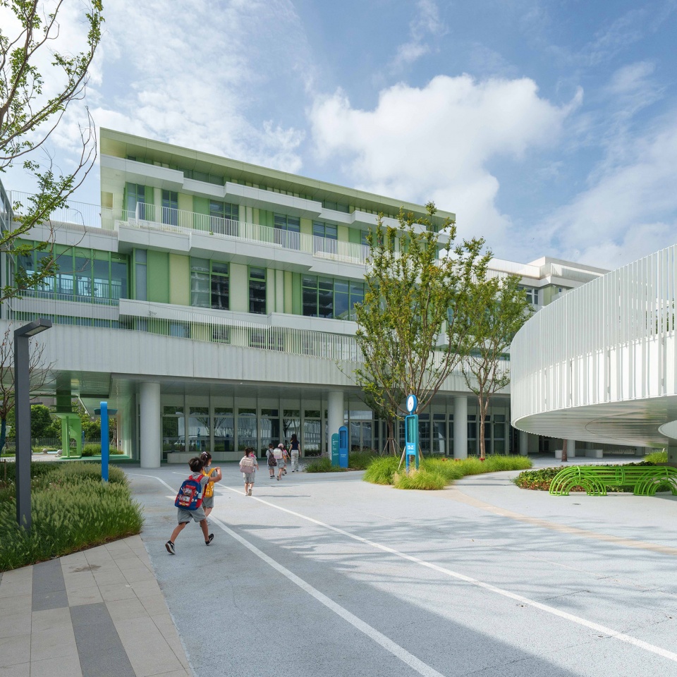 jiading new city of shanghai experimental school by da