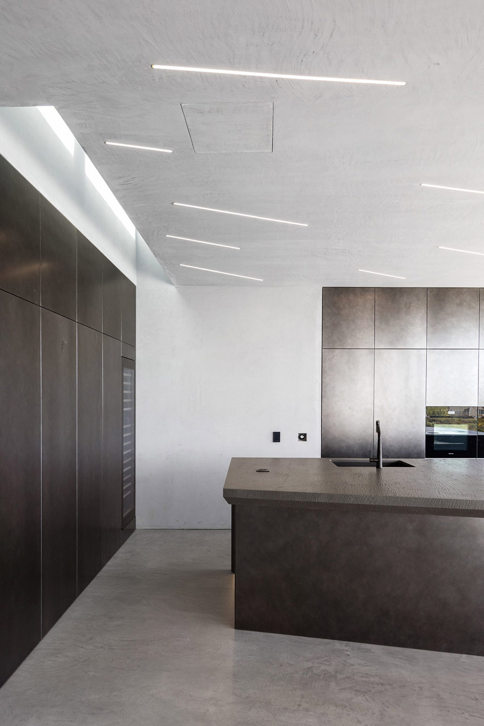 sky base one by bespoke architects