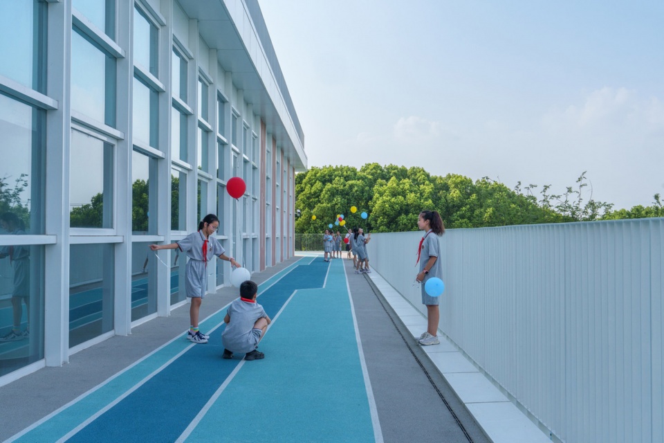 jiading new city of shanghai experimental school by da