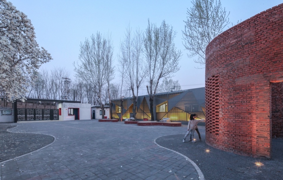 校园的黄昏hypersity beijing agilearning school