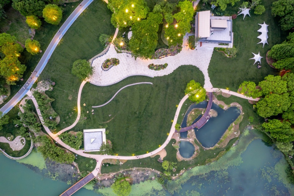 AECOM基于ESG可持续经营的理念进行空间的规划设计 li lake scenic area