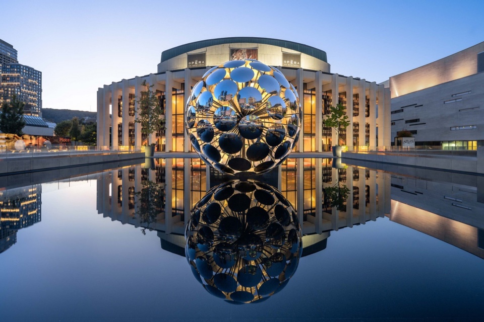 ORB Place des Arts by SpY