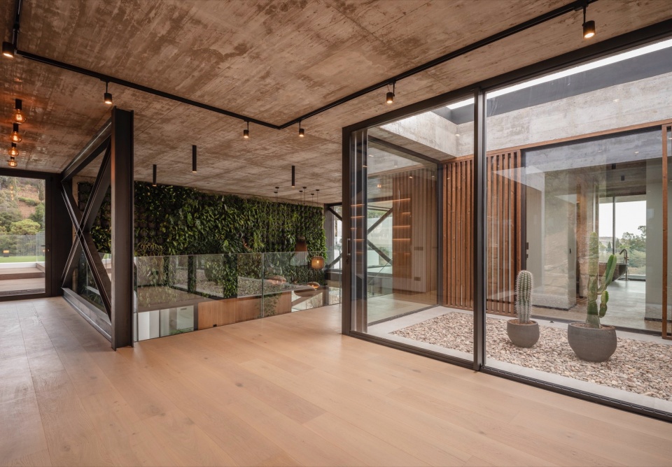 Villa El Alcornoque FLOW81 Architecture Lab