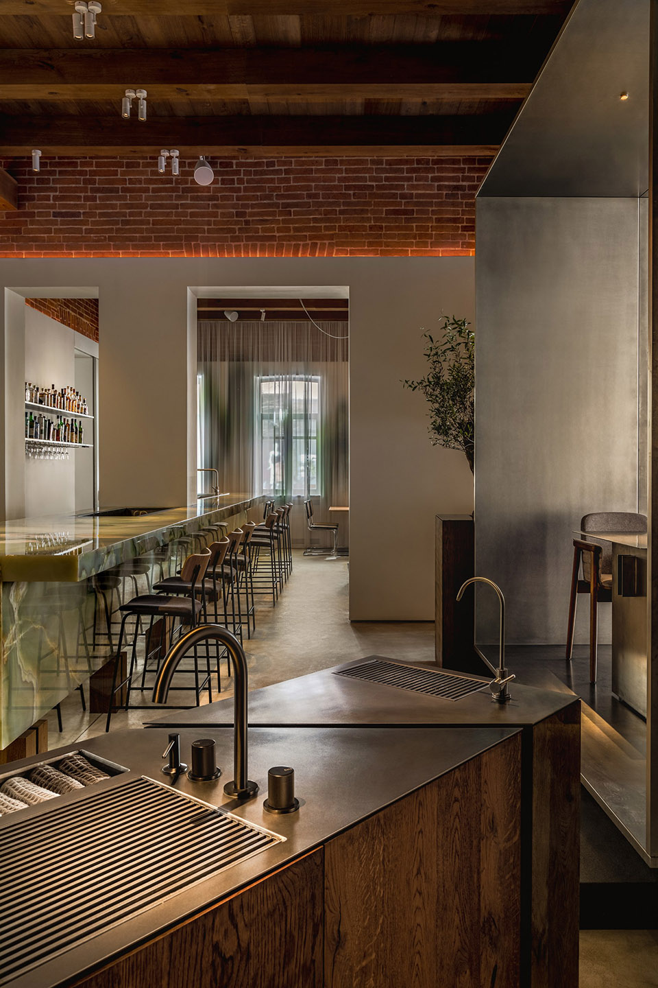 ave bistro by da bureau
